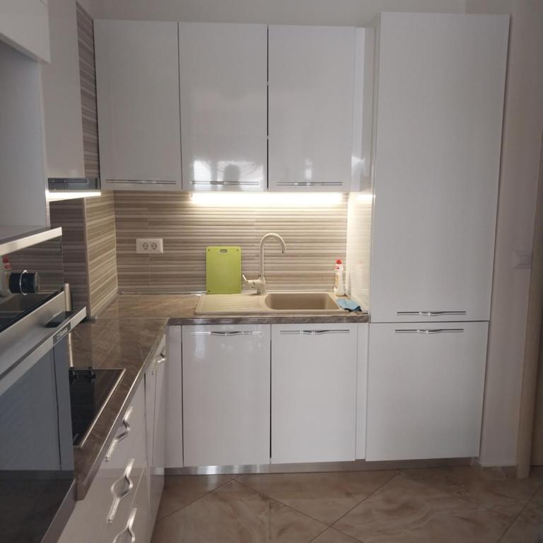 Bella Costa - Apartment with Sea View - 10