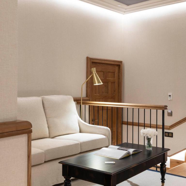 Palacio Solecio, a Small Luxury Hotel of the World - Suite Junior Solecio - 4
