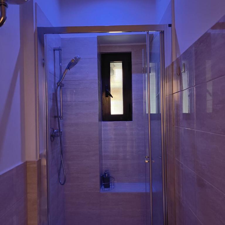 White King Rooms - Camera Tripla - 17