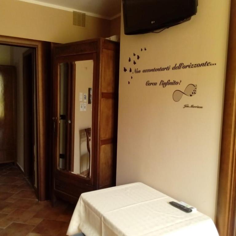 Casa Alice - Camera Quadrupla con Bagno Privato - 10