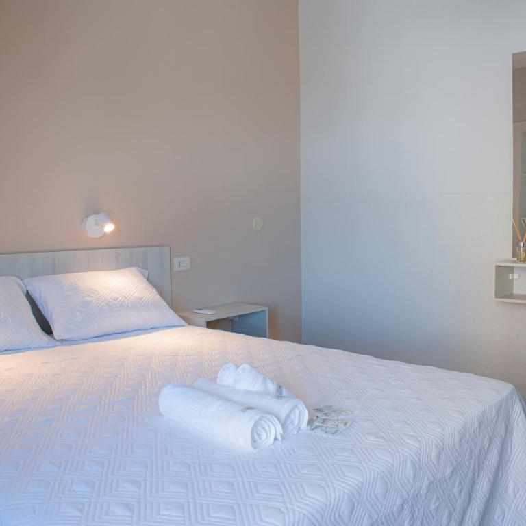 Hotel Rio Dorado - Superior Double Room - 3