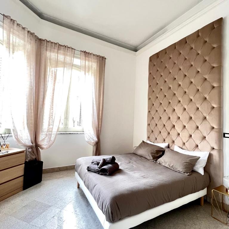 Aristocasa luxury rooms - Deluxe Room (2 Adults + 1 Child) - 1