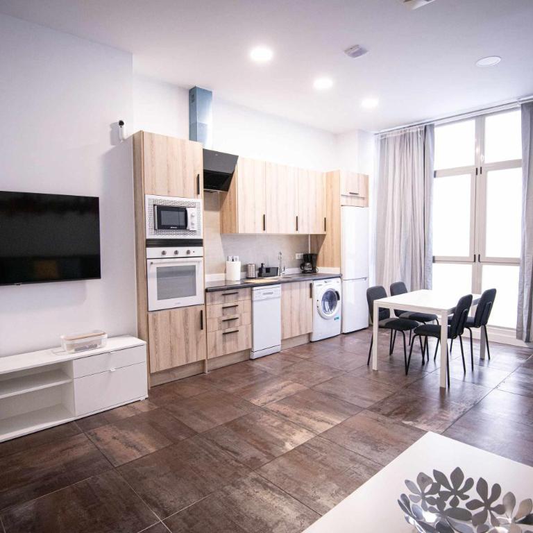 APARTAMENTO ANTONIO LOPEZ - A - One-Bedroom Apartment - 6