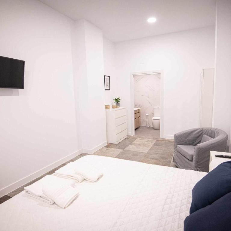 APARTAMENTO ANTONIO LOPEZ - A - One-Bedroom Apartment - 19