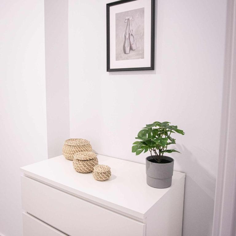 APARTAMENTO ANTONIO LOPEZ - A - One-Bedroom Apartment - 26