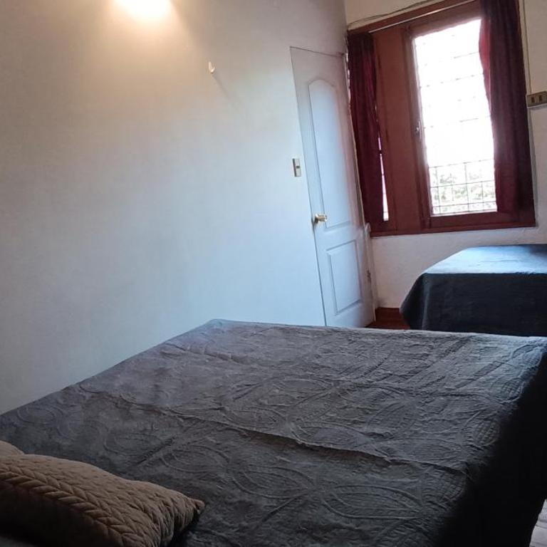 Alojamiento Uta Marka - Triple Room with Shared Bathroom - 1