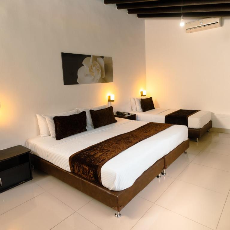 Hotel Boutique las Rosas 5 G - Triple Room - 1