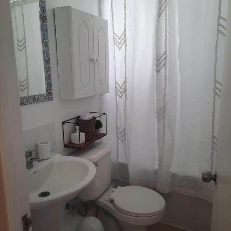 Departamento en Condominio Marina La Serena - Three-Bedroom Apartment - 10