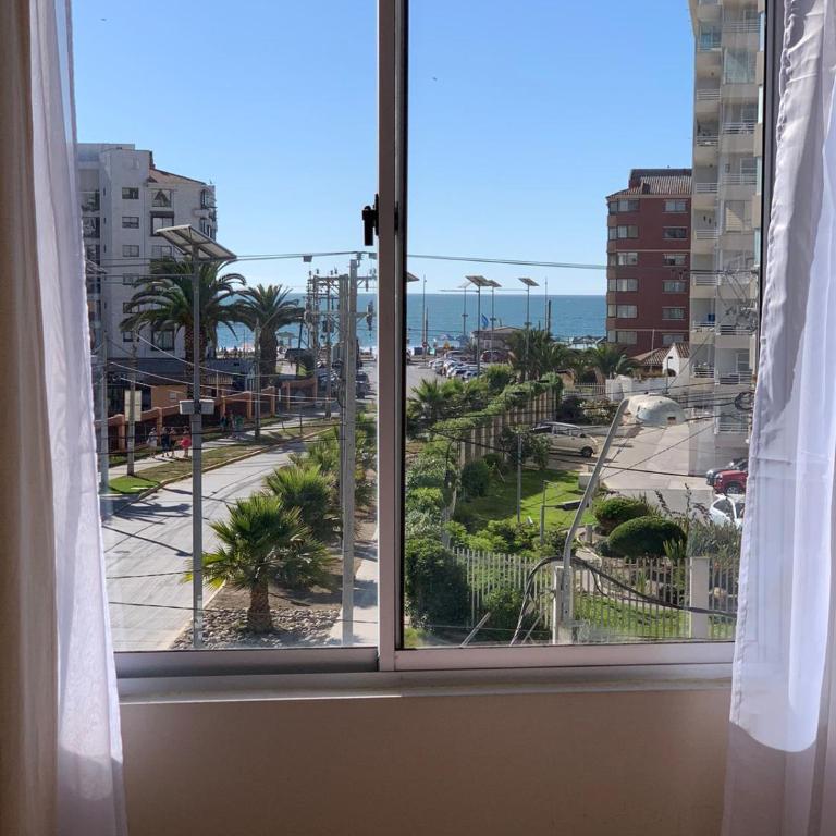 Departamento en Condominio Marina La Serena - Three-Bedroom Apartment - 8