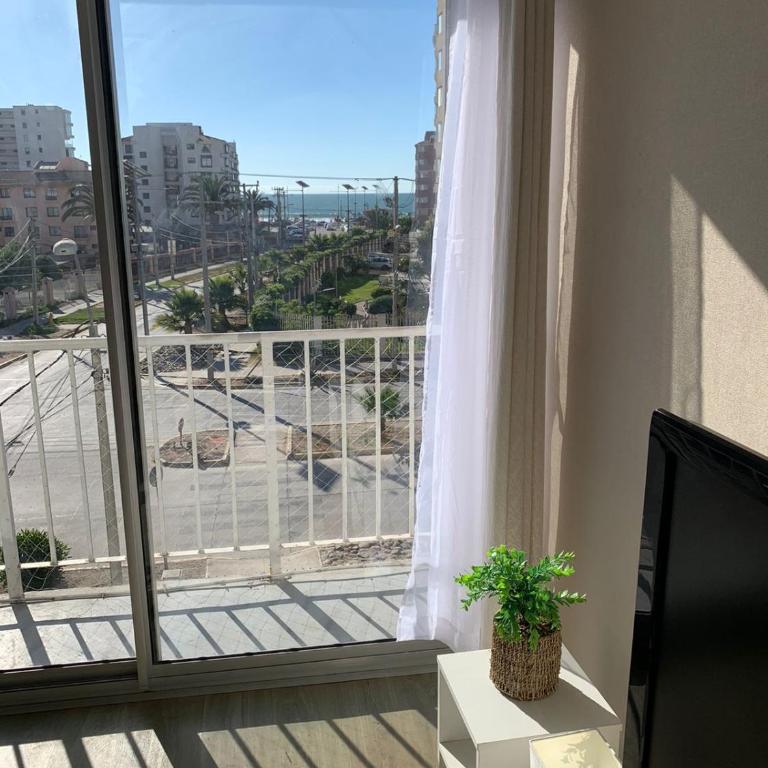 Departamento en Condominio Marina La Serena - Three-Bedroom Apartment - 9