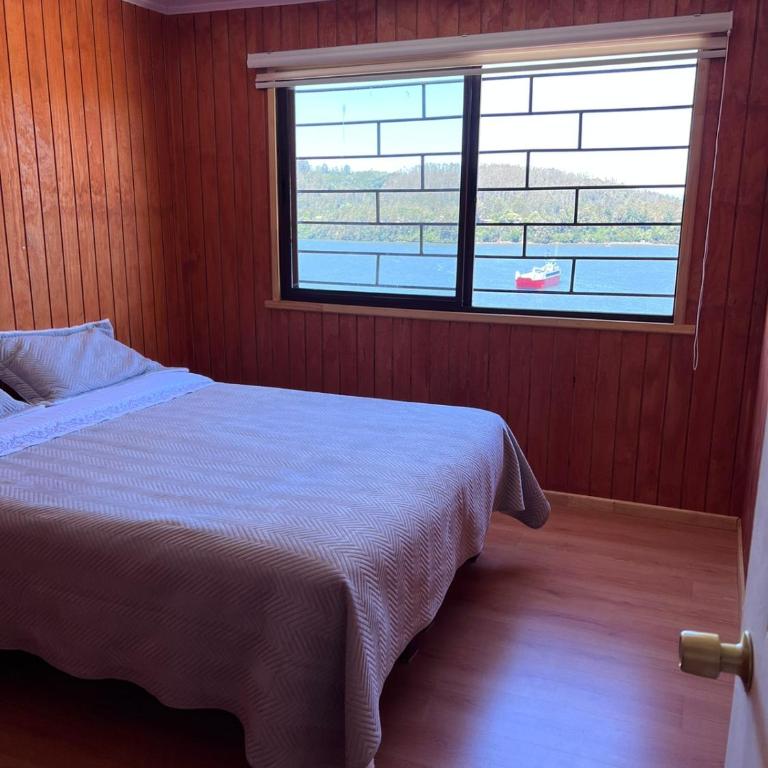 Cabañas con hermosa vista al río camino a Niebla - Three-Bedroom House - 4