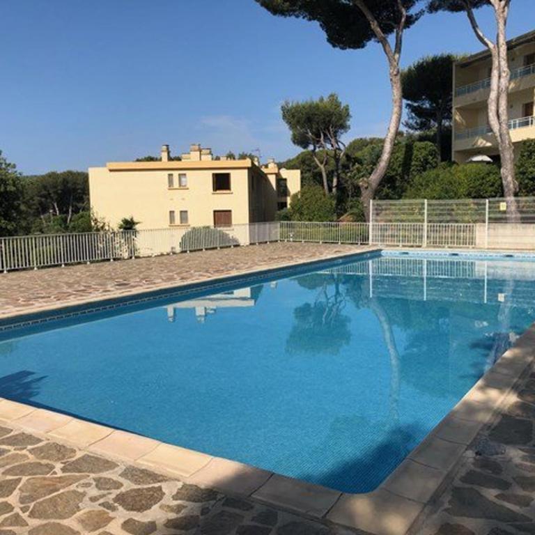 Appart 2 pièces, 4 pers, au calme à Bormes-les-Mimosas - FR-1-251-542 - Appartamento - 12