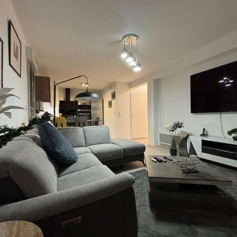 Appartement calme, jardin, 4 pers, Proche plage et commerces, Parking, Normes Handicapés - FR-1-494-167 - Apartamento - 2