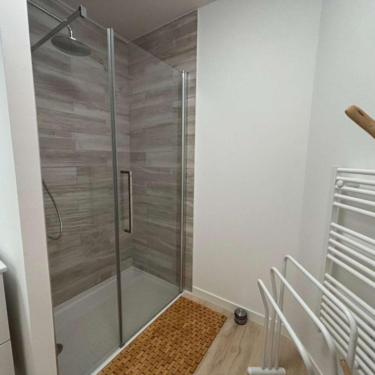 Appartement calme, jardin, 4 pers, Proche plage et commerces, Parking, Normes Handicapés - FR-1-494-167 - Apartamento - 6