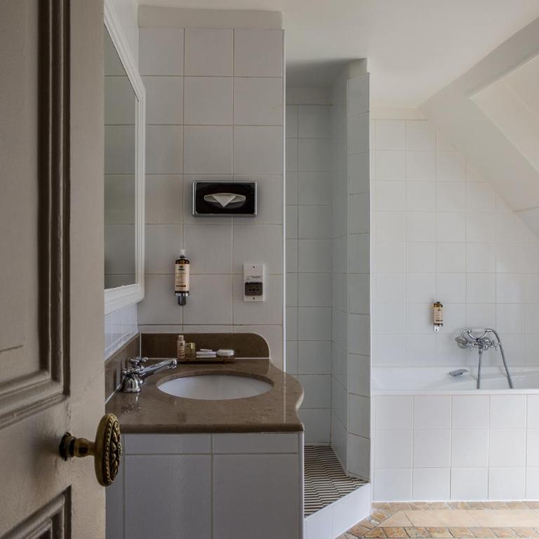 Hôtel Brighton - Esprit de France - Suite Familiale - 5