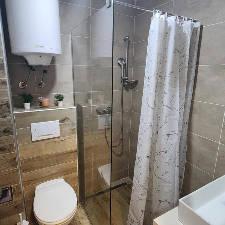 La Vie En Rose - Milmari Resort - One-Bedroom Apartment - 9