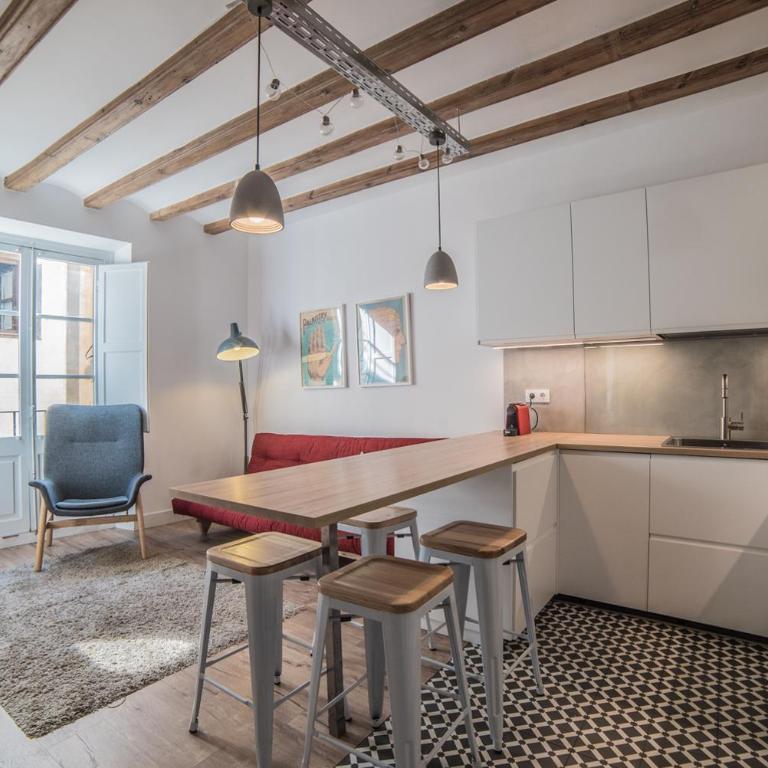 Welcomy Born - Two-Bedroom Apartment - 1