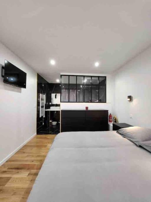 Superbe appartement à 8 minutes de la nation. - Appartement 1 Chambre - 6