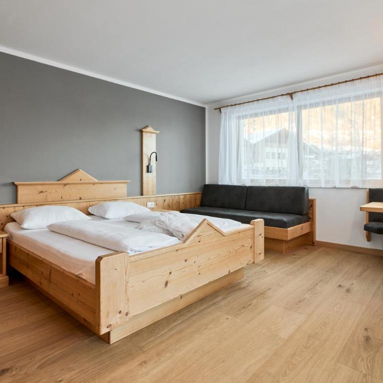Wellness-Sporthotel Ratschings - Suite with Balcony - 7