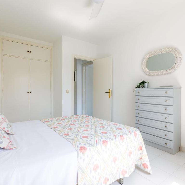 A&N Spacious Family House with Pool & Garden Torre del Mar - Casa de 4 dormitorios - 11