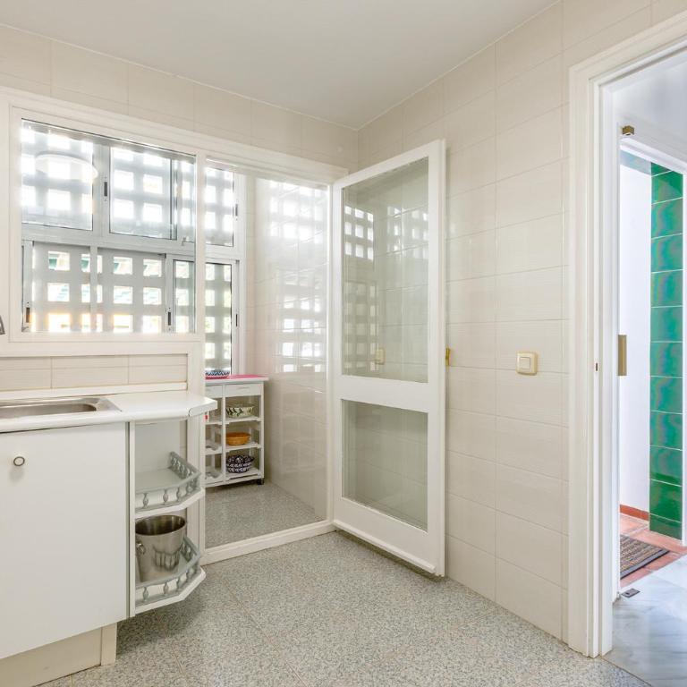 A&N Spacious Family House with Pool & Garden Torre del Mar - Casa de 4 dormitorios - 14