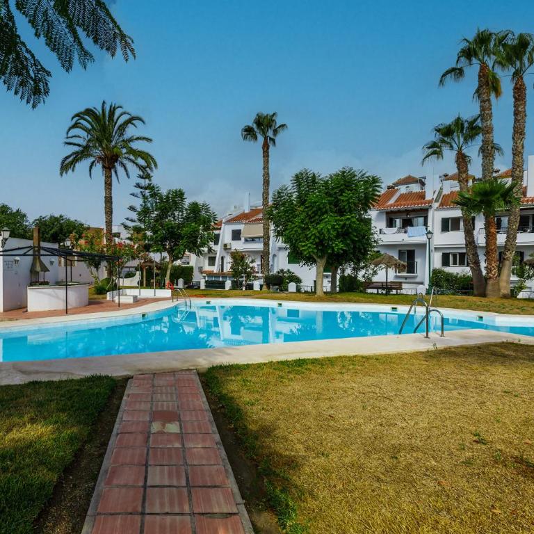 A&N Spacious Family House with Pool & Garden Torre del Mar - Casa de 4 dormitorios - 1