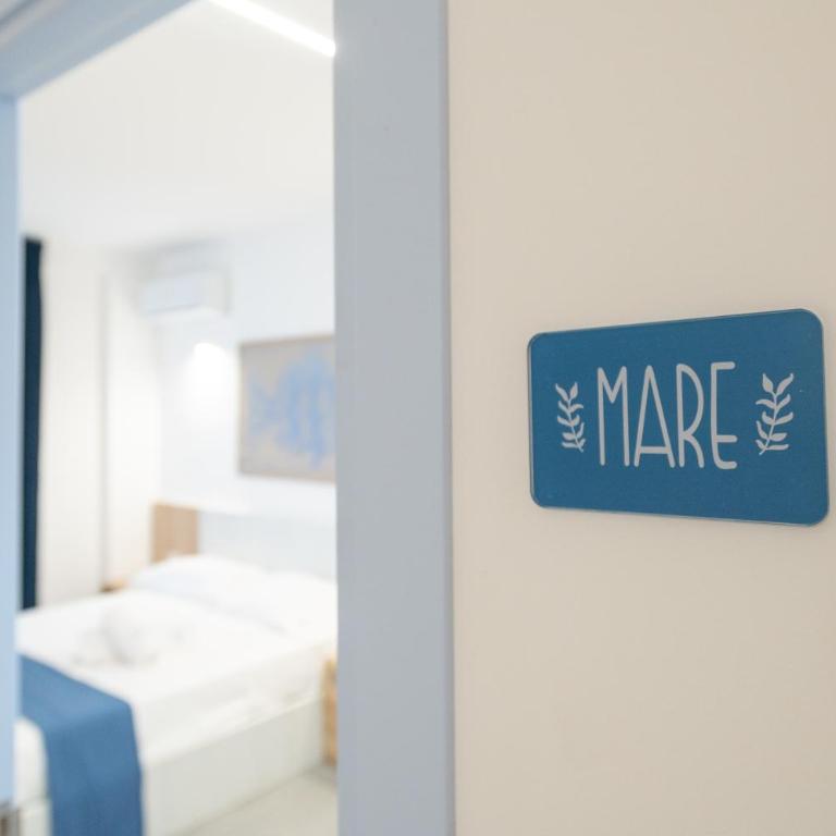 Il Cortile Isola Casa Vacanze - Camera Matrimoniale con Bagno Privato - 11