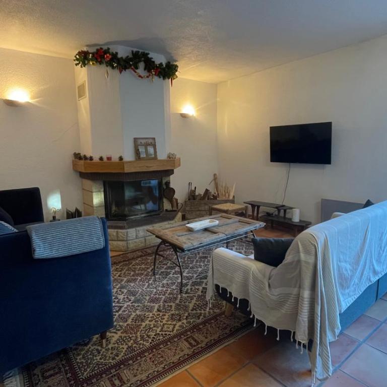 Gîte confort 15 couchages, vue panoramique Montagne Hautes Alpes, Terrasses - Casa de 6 dormitorios - 28