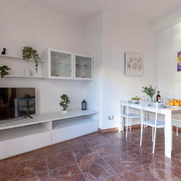 GuestHost - Pisa Quiet and Bright Flats with Balcony - Apartment with Balcony - 5