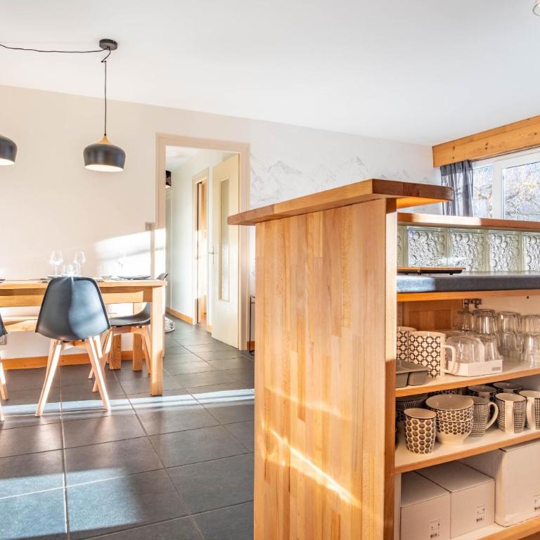 Les Tussilages - Terrasse vue Mont-Blanc - Appartement avec Vue sur la Montagne - 21