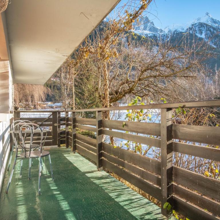 Les Tussilages - Terrasse vue Mont-Blanc - Appartement avec Vue sur la Montagne - 10