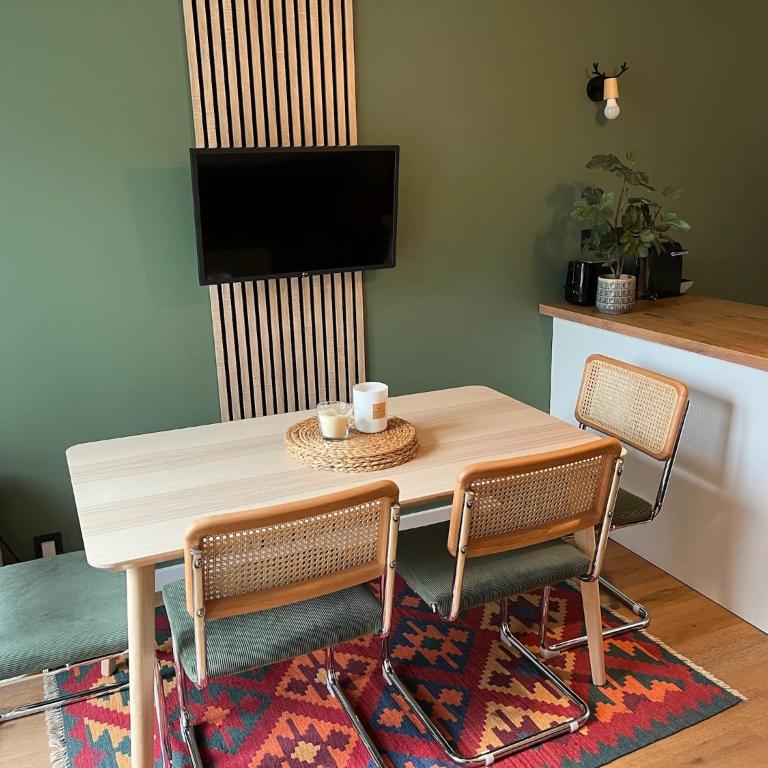 Sacaron24, T2 bis, centre Luchon, wifi, parking - Appartement 2 Chambres - 2