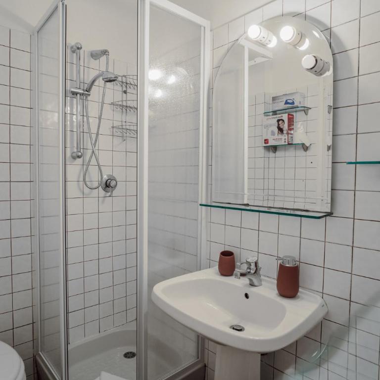 La Maisonette di Trastevere - One-Bedroom Apartment - 17