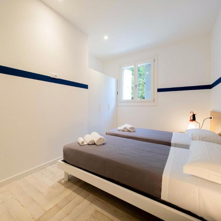 ApartmentsGarda - L'Isola Blu - Appartamento con 2 Camere da Letto - 14