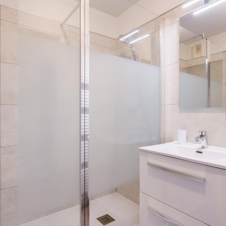 Bordeaux Bastide apartment with parking - Apartment - 7