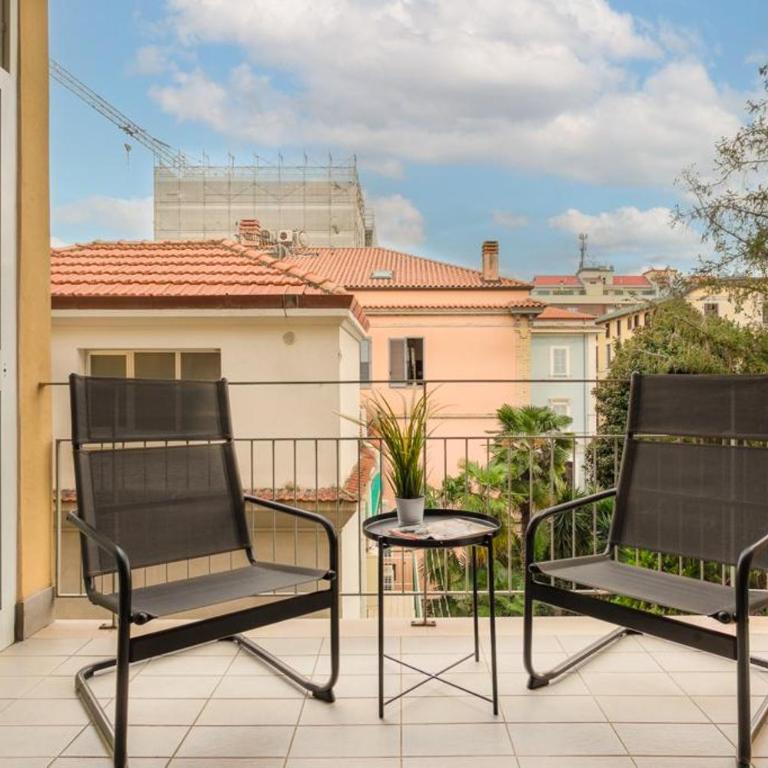 Buscine Home Pescara Centro - Palma gratuita in lido attrezzato - Three-Bedroom Apartment - 20