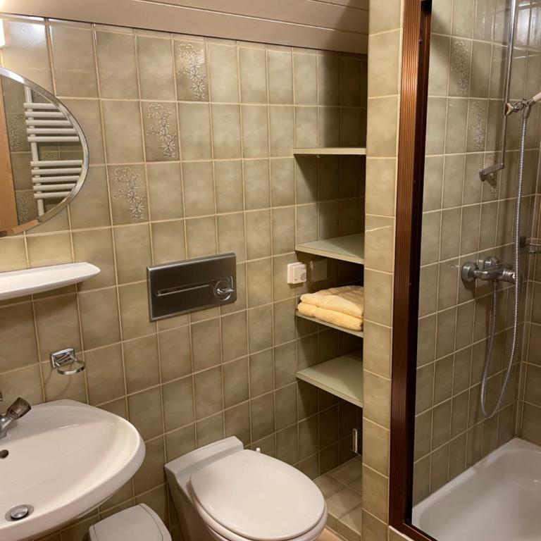 Landhaus Kreuz - Apartment mit Dusche - 7