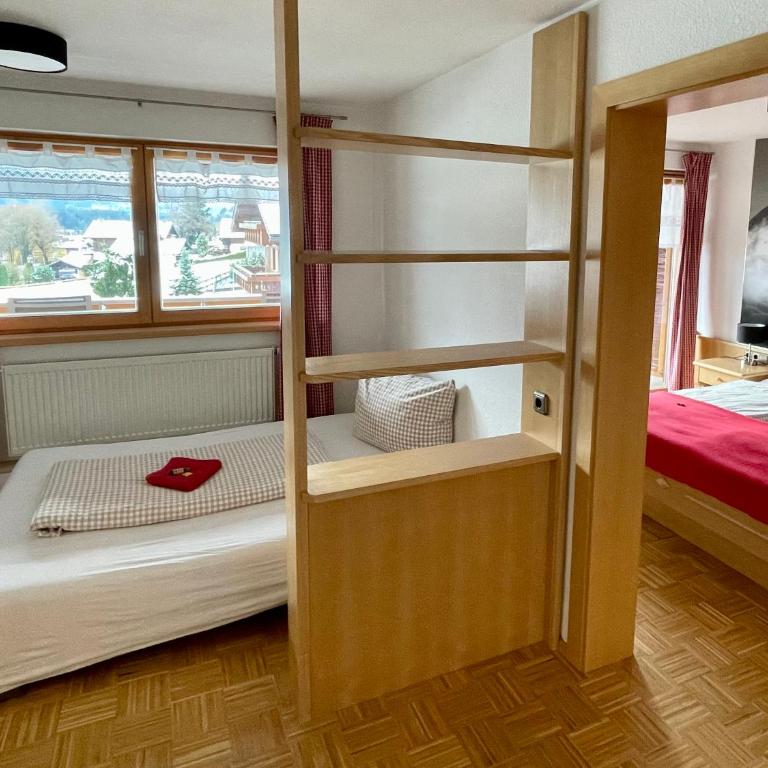 Hotel AlpIn Bed & Breakfast - Familienzimmer mit Bergblick - 3