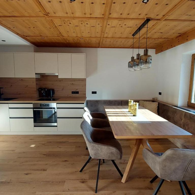 Gästehaus Christoph - Apartment mit 3 Schlafzimmern - 2