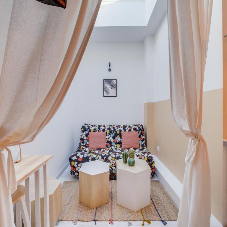 Le Lafontaine - T3 Quartier Victoire - Three-Bedroom Apartment - 9