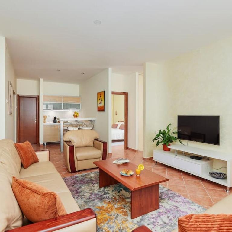 Spacious 1Bedroom on the Main Square of Kotor - One-Bedroom Apartment - 15
