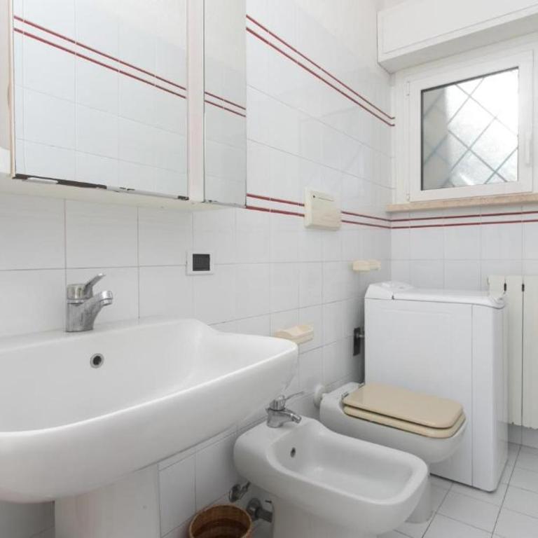 N114 - Numana, trilocale con vista mare - Two-Bedroom Apartment - 15