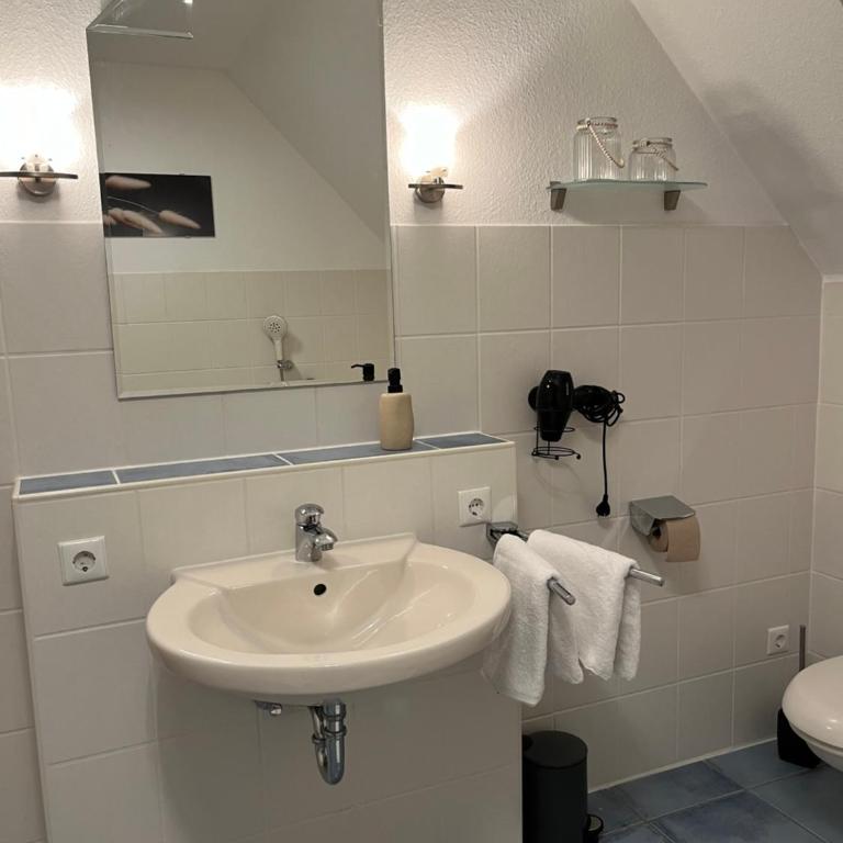 FeWo 1 an der historischen Bahnlinie - Apartment - 8