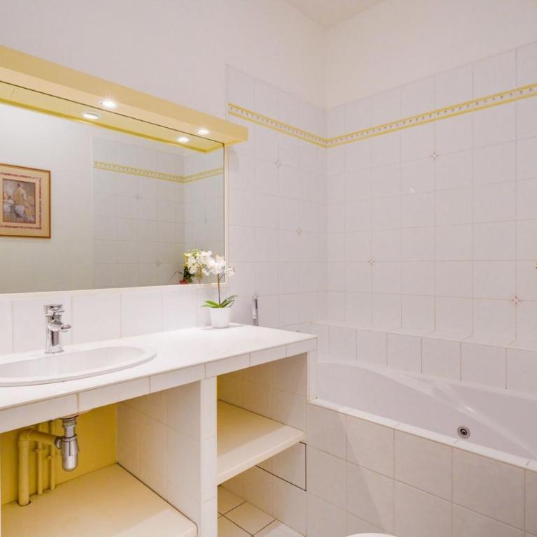 Lovely apartment with exceptional terrace - Appartement - 16