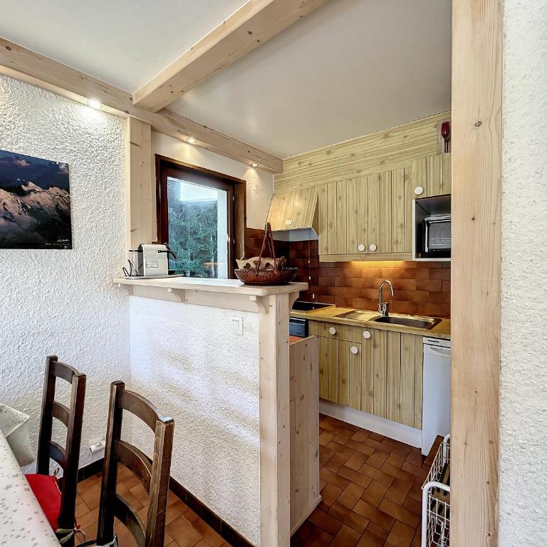Appartement 3 pièces de charme aux pieds des pistes à Combloux - Appartement 2 Chambres - 10