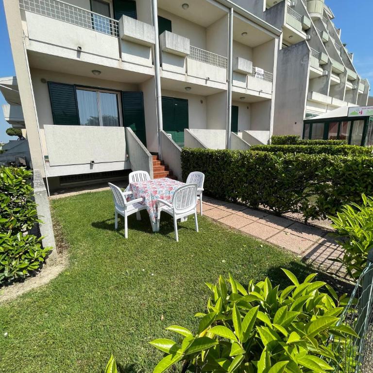 Villaggio Luna Swimmingpool- Agenzia Cocal - Appartamento su 2 Livelli - 3