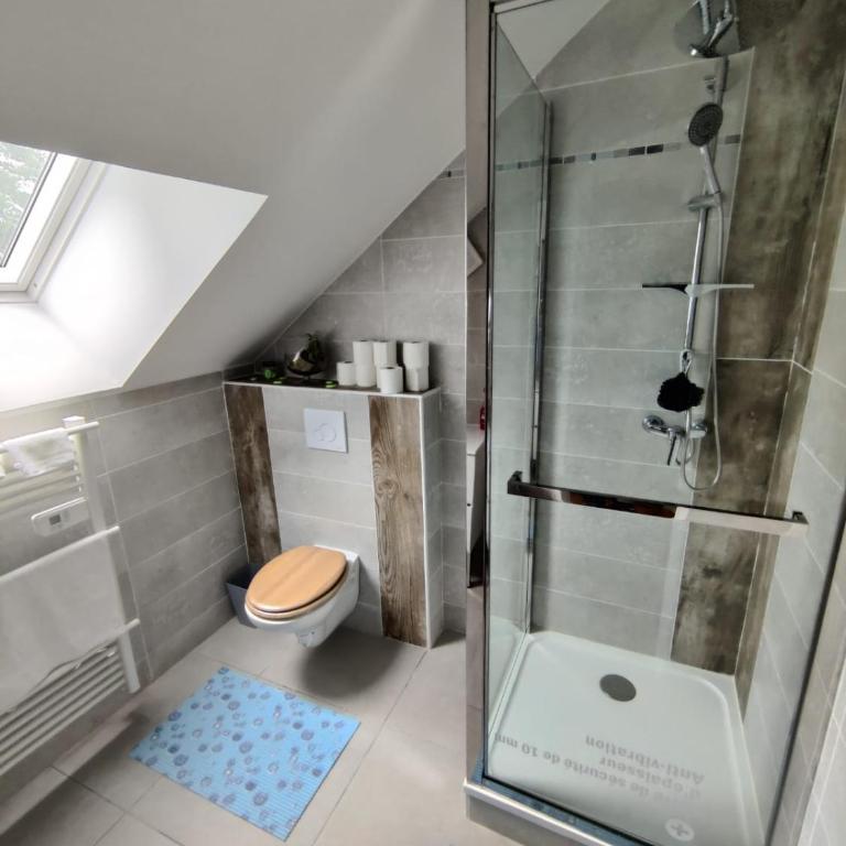 Charmante maison à Blois - Terrasse privée - 8 pers - Maison 4 Chambres - 18
