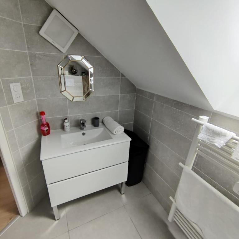 Charmante maison à Blois - Terrasse privée - 8 pers - Maison 4 Chambres - 4
