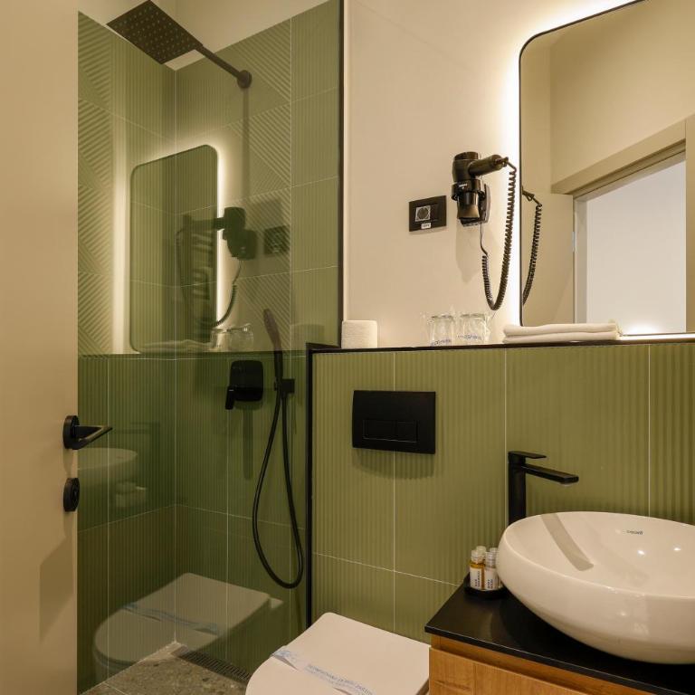 Hop Inn Rooms & Suites - Junior Suite - 16