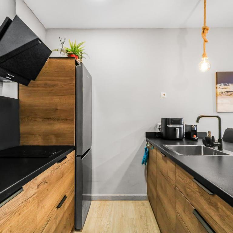 Wave Studio Las Canteras - One-Bedroom Apartment - 4